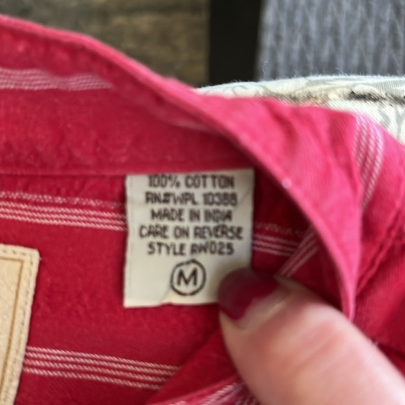 Scully Red and White Striped Men’s Size M Star Button Shirt - Picture 6 of 8